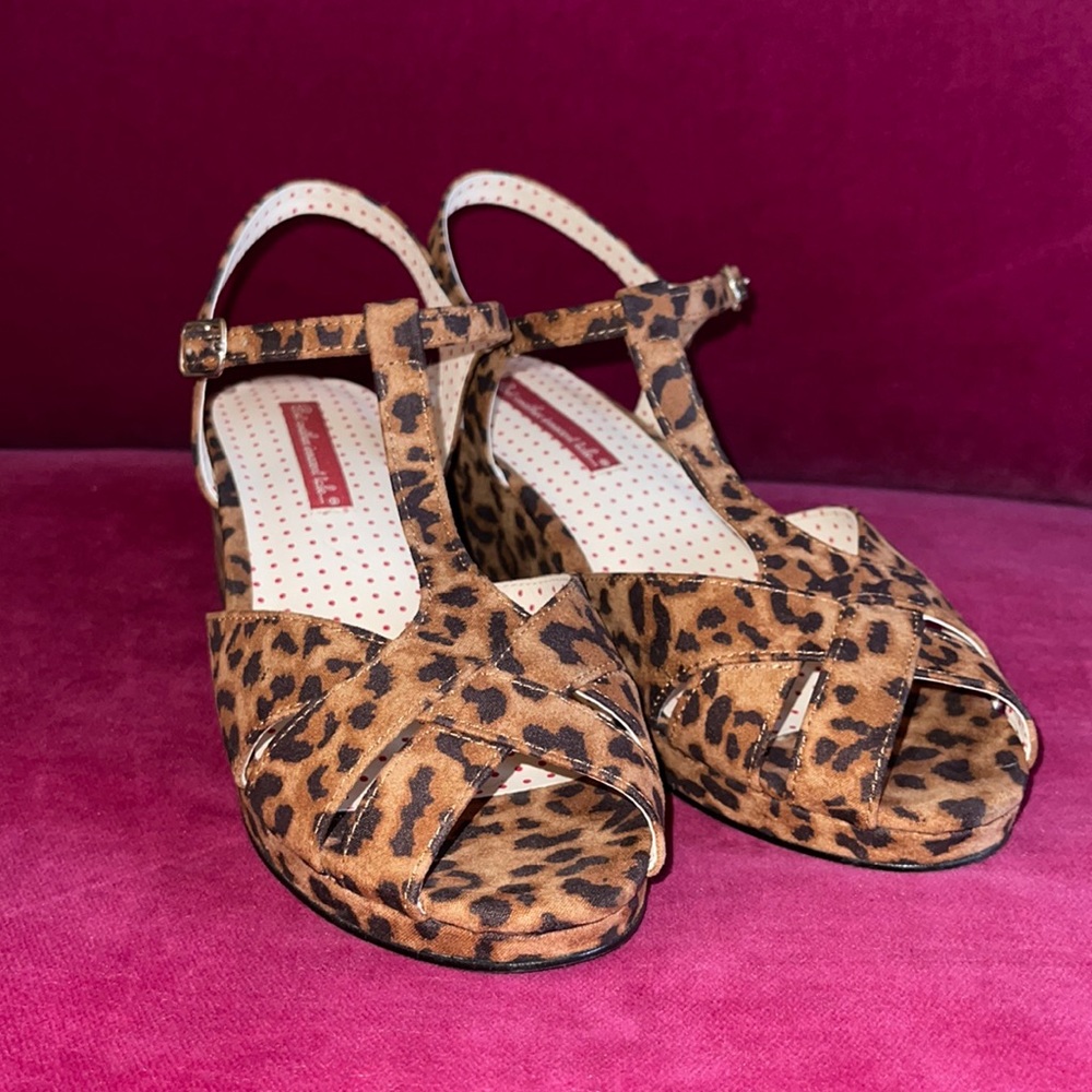 B.A.I.T. Footwear Kira Leopard Black Size 10